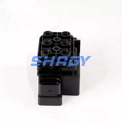 Audi Q7 7P0698014 95835890101 95835890102 95835890300 バンブブロックについて