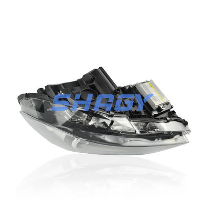 Benz C calss CClass W204 HID (ゼノン付き) 2012-2014 フロントヘッドライト